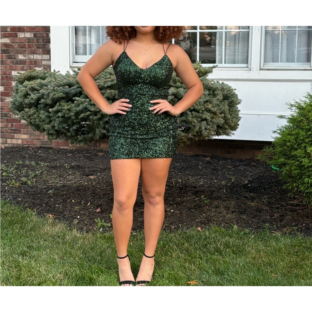 Windsor Green Bodycon Mini Dress with Spaghetti Straps and Sequin Style